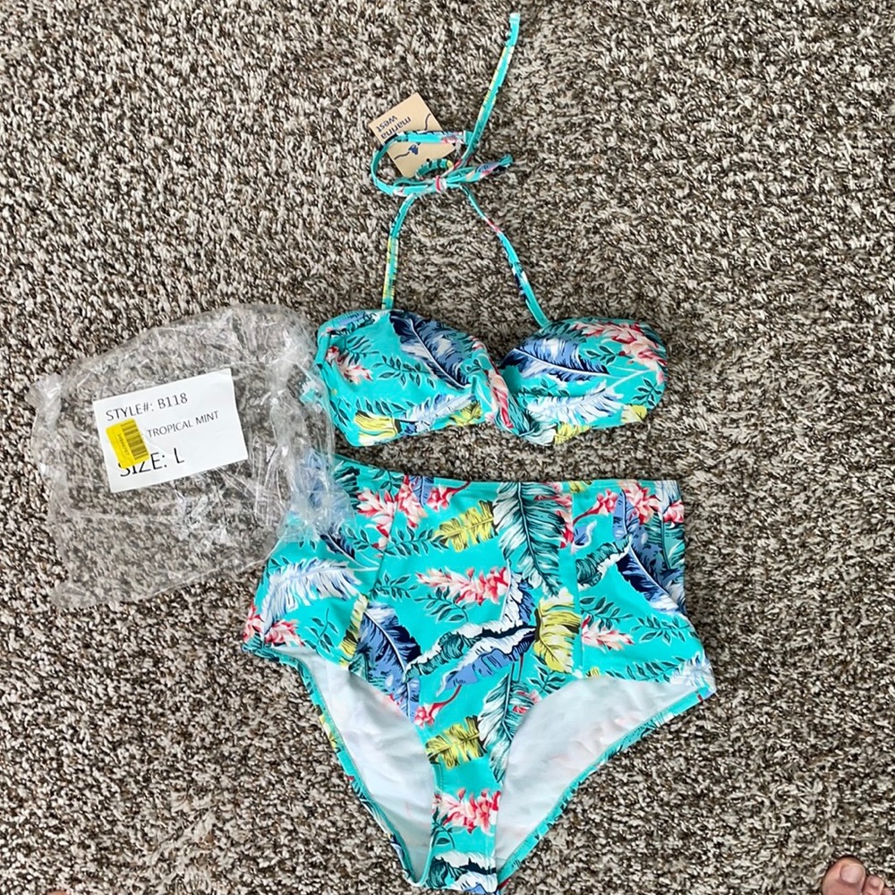 NWT! Marina West two piece bathing suit